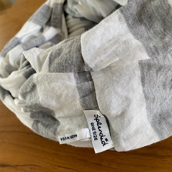 Splendid Infinity Loop Scarf NWOT - Picture 2 of 4
